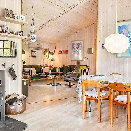 Feriehus Holiday Stora Askeron Ii *